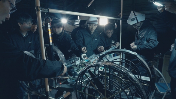 魔改造の夜「洗濯物干し25ｍロープ走」【4K完全版】